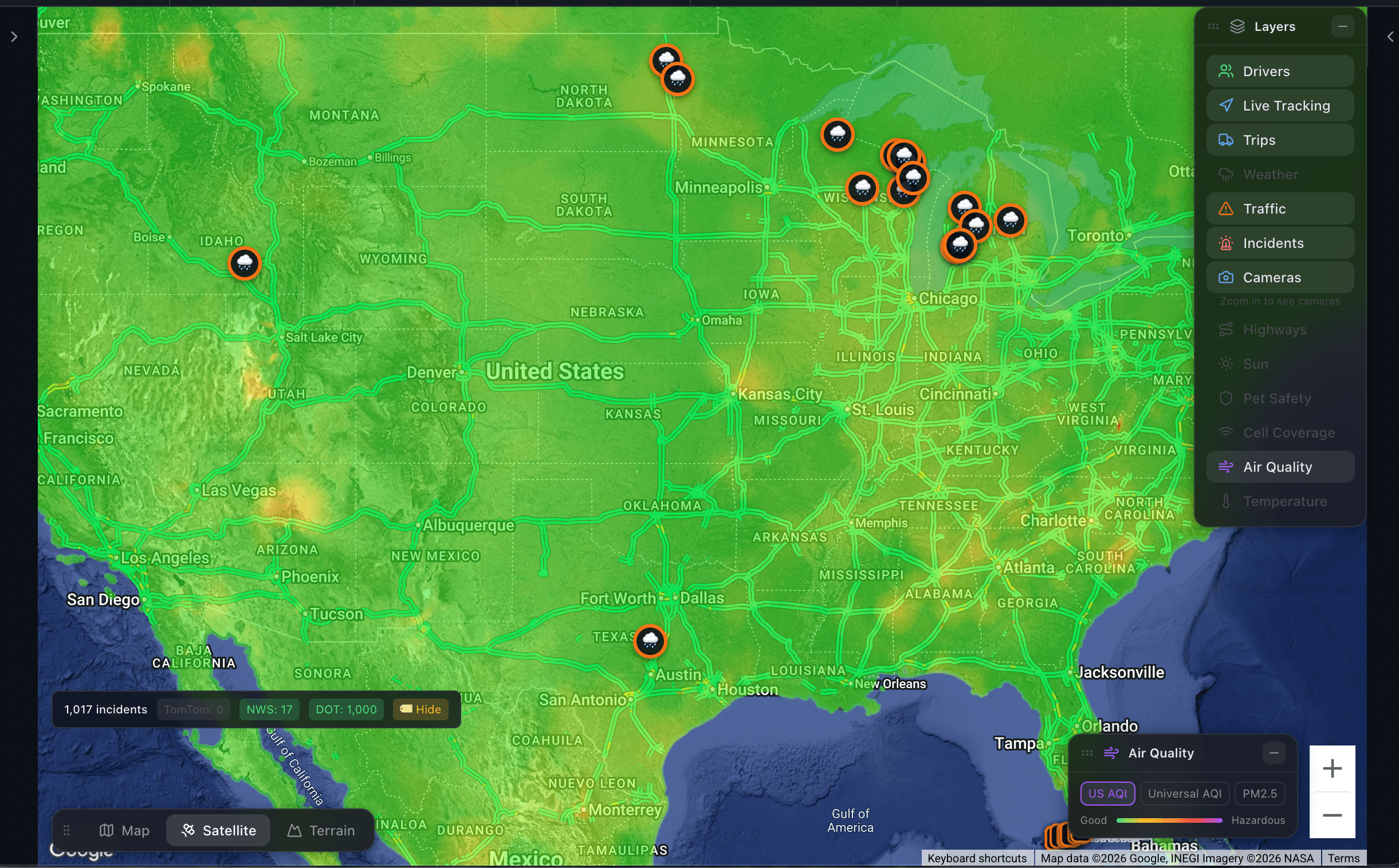 PAX Safety HQ dashboard showing real-time air quality monitoring across US routes